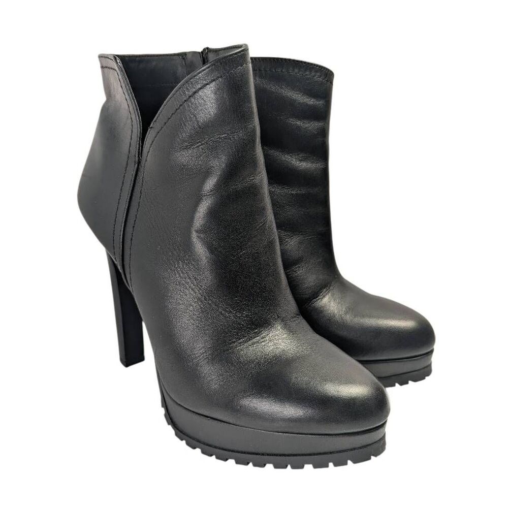 Gianni Bini Omarrah black leather platform lug bootie heels womens 9